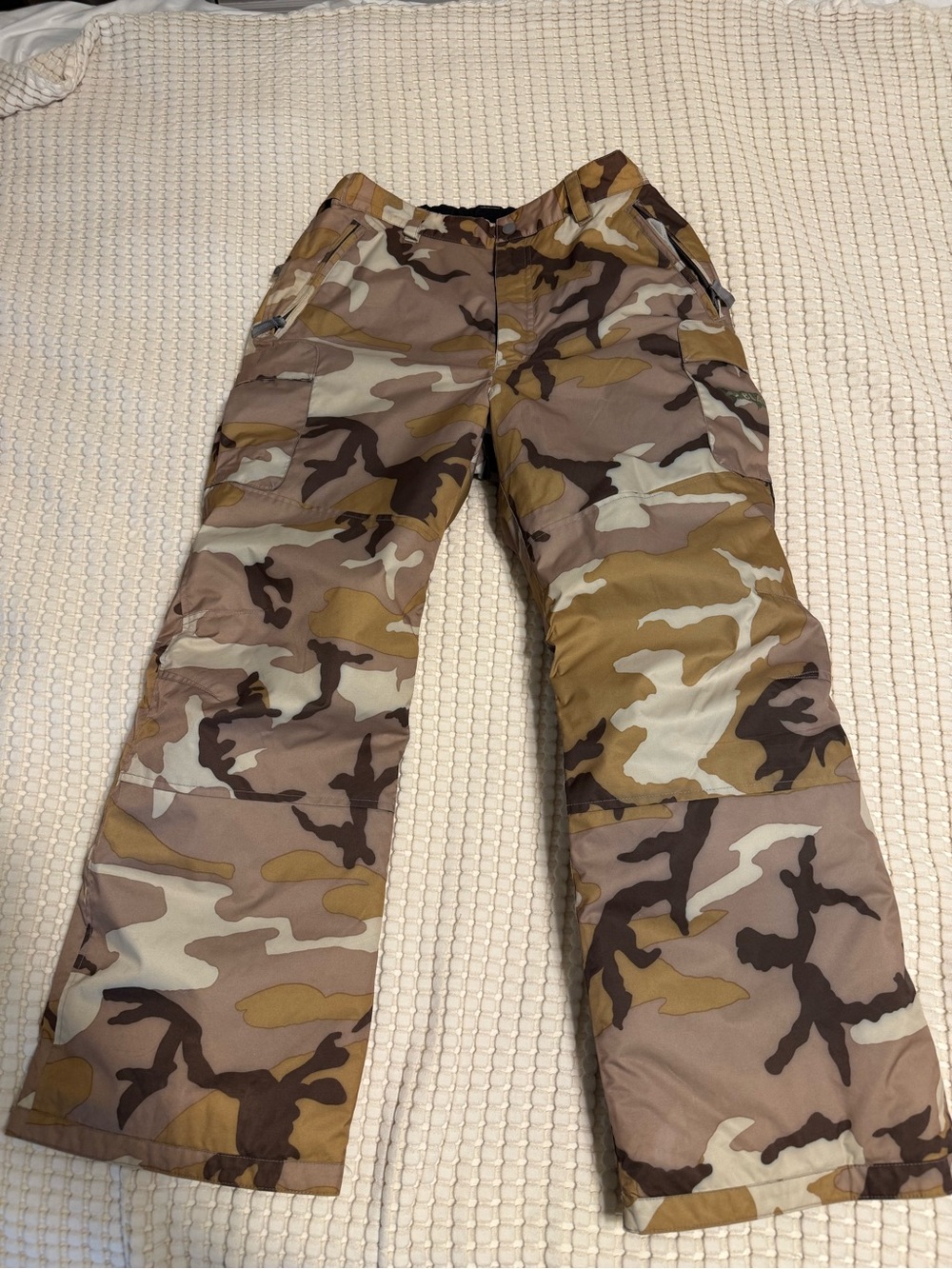 Boys XL Black Dot Camo Waterproof Pant